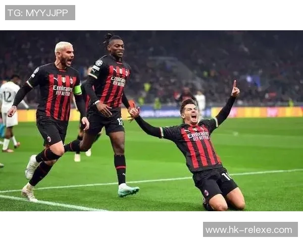 莱奥绝杀助AC米兰1-0战胜拉齐奥重返意甲榜首静待对手争斗